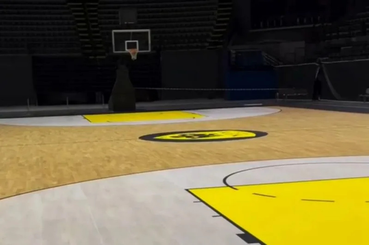 ΑΕΚ: Νέο παρκέ στη SUNEL Arena (vid)