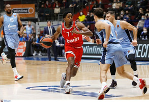 Euroleague: Με το τρομερό κάρφωμα του ΜακΚίσικ στην κορυφή το Top-10 (video)