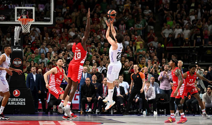 EuroLeague: Οι πρωταγωνιστές μιλούν για τον περσινό τελικό Ολυμπιακού-Ρεάλ (video)
