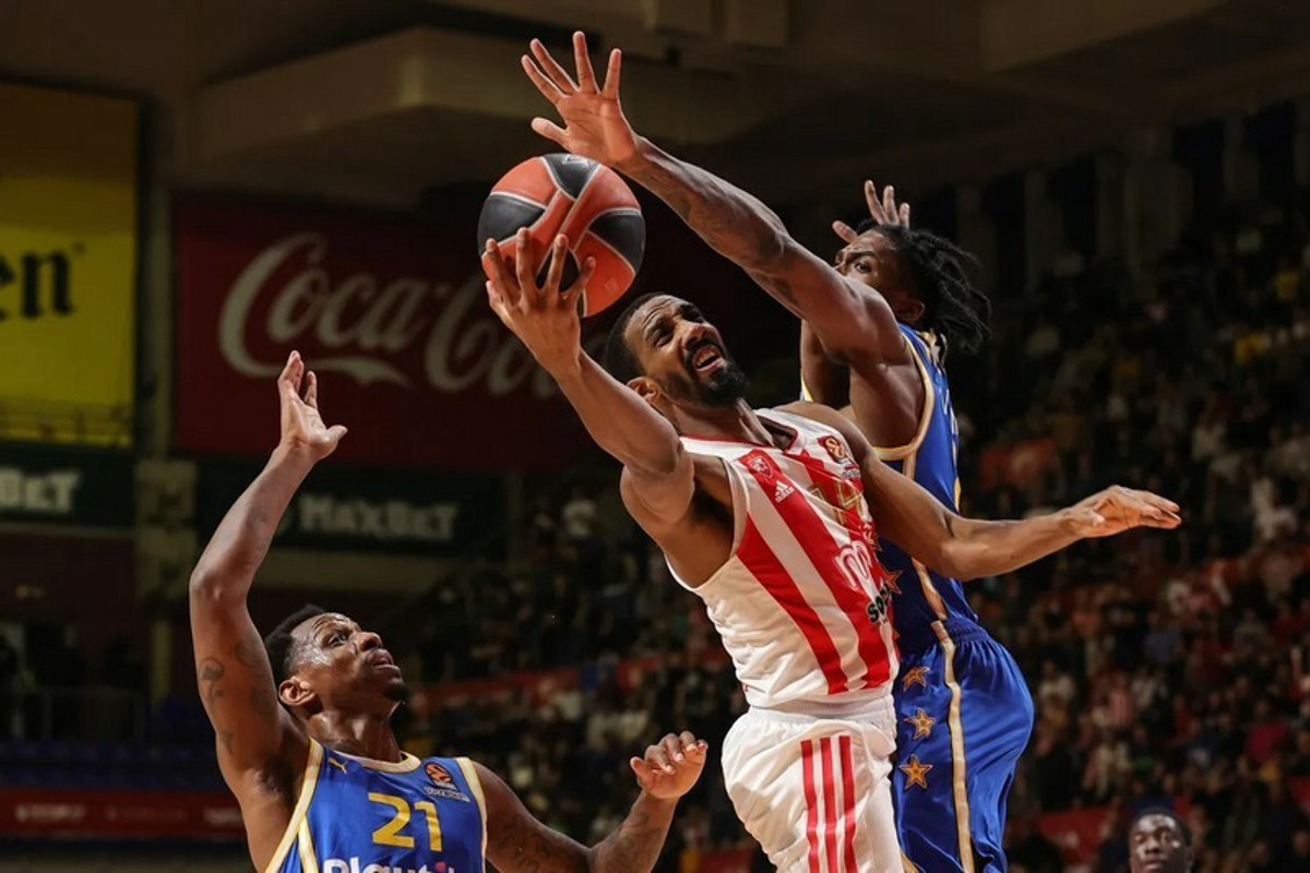 Ερυθρός Αστέρας-Μακάμπι 84-77: Φουλ για οκτάδα! (vid)