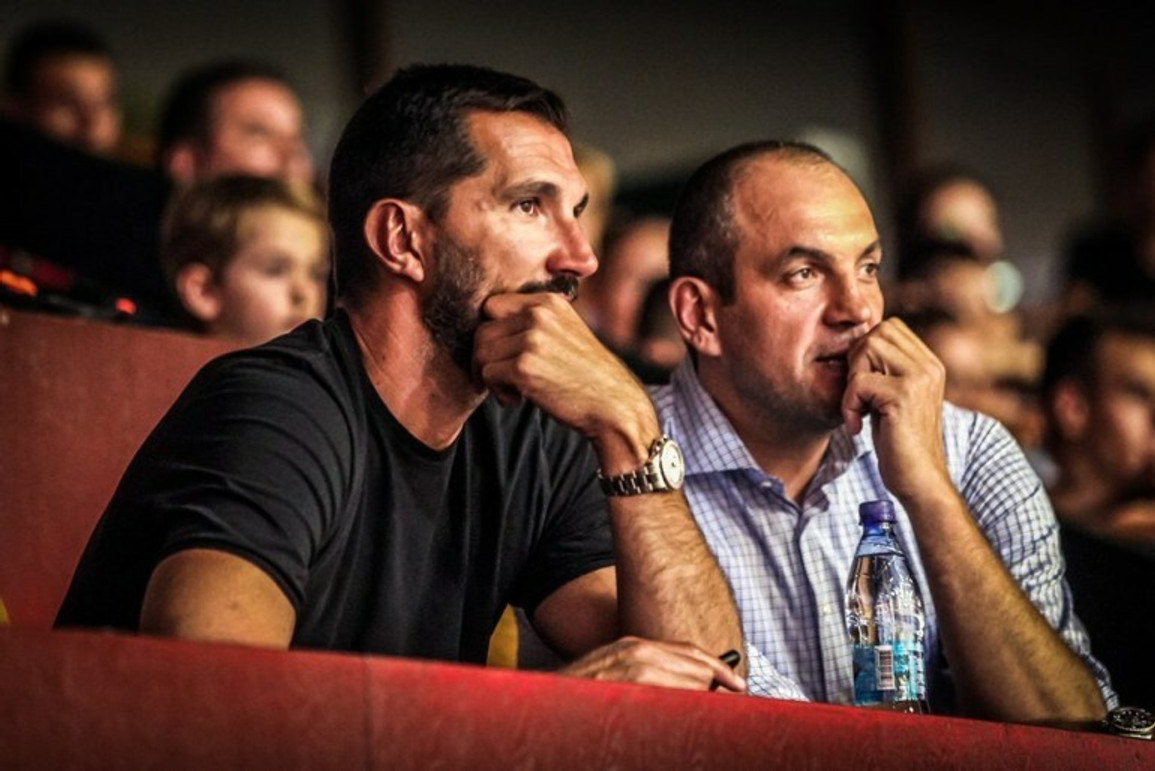 Στογιάκοβιτς και Τάρλατς βλέπουν μαζί το Eurobasket U16 (pic)