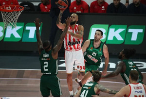 Παναθηναϊκός-Ολυμπιακός: Η photo gallery του ντέρμπι της EuroLeague
