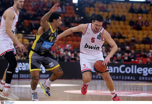 Ο Ολυμπιακός νίκησε 85-71 τον αξιόμαχο Άρη και έχασε τον Γουόκαπ (gallery &amp; vids)