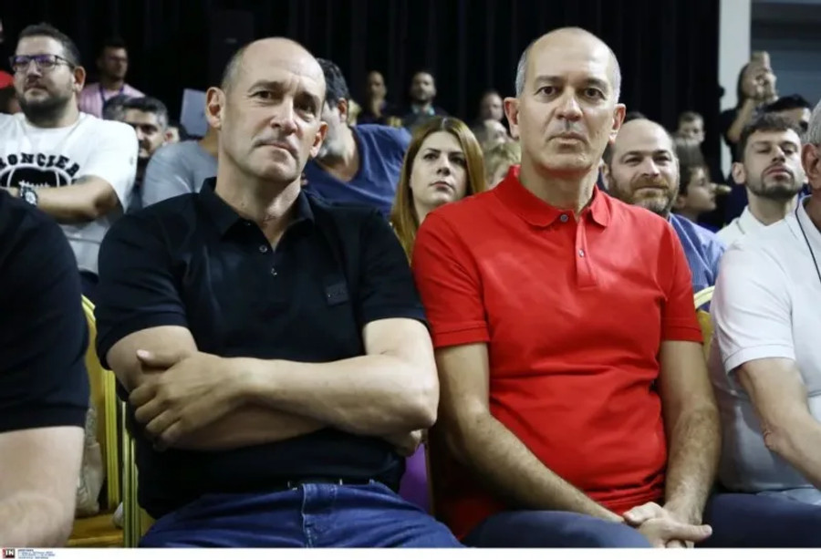 ΟΣΕΚΑ: Τιμά τους προέδρους της ΚΑΕ Ολυμπιακός για τη δωρεά τους