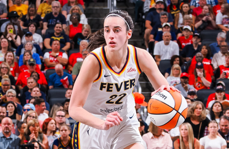 WNBA: Τέλος -μαγικής- σεζόν για την Κέιτλιν Κλαρκ με αποκλεισμό στα playoffs