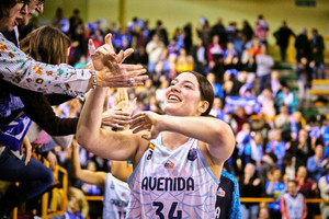 EuroLeague Γυναικών: Εξαιρετικές Φασούλα και Σπανού (pics &amp; vids)