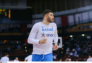 AS για Μπασκόνια: &quot;Πριτζιόνι αντί Ιβάνοβιτς, προς Ολυμπιακό ο Ρογκαβόπουλος&quot;