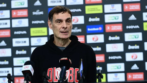 Μπαρτζώκας: &quot;Δύσκολο το παιχνίδι με την Άλμπα&quot; (vid)
