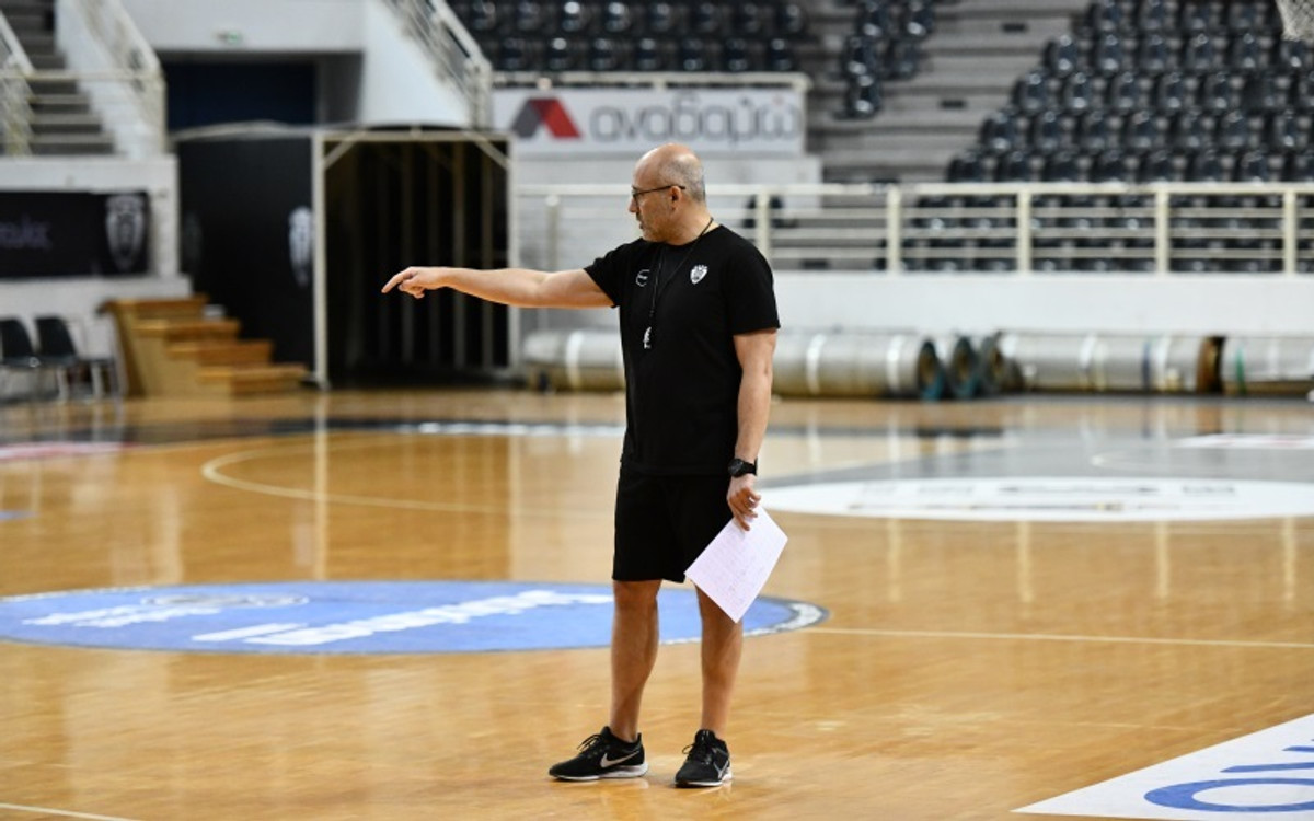 Λυκογιάννης: &quot;Συγκέντρωση και συνέπεια για 40 λεπτά κόντρα στην ΑΕΚ&quot;