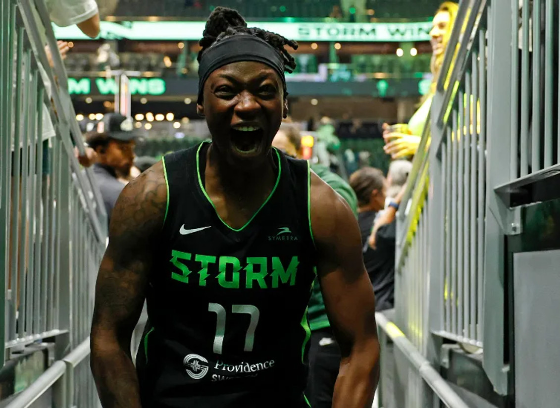 WNBA: Στο Game 3 θα κριθούν οι σειρές Λας Βέγκας-Σιάτλ και Ατλάντα-Ιντιάνα (vids)