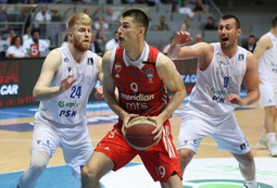 Ζαντάρ - Ερυθρός Αστέρας 63-74: &quot;Καθάρισε&quot; με Μίτροβιτς-Καμπάτσο
