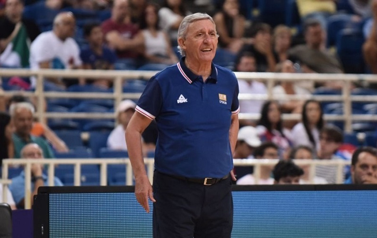 Νέο &quot;καμπανάκι&quot; Πέσιτς για το σερβικό μπάσκετ