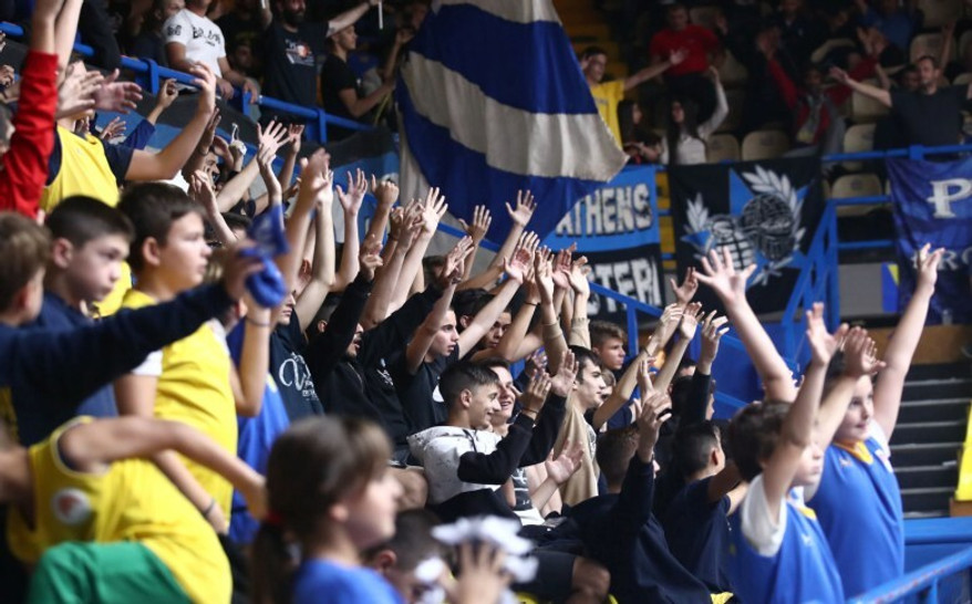 Το ευχαριστώ του Περιστερίου στον κόσμο του (video)