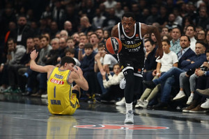Παρτιζάν-Νάναλι: Βολές μεταξύ των δύο πλευρών για καθυστερήσεις και συμπεριφορά