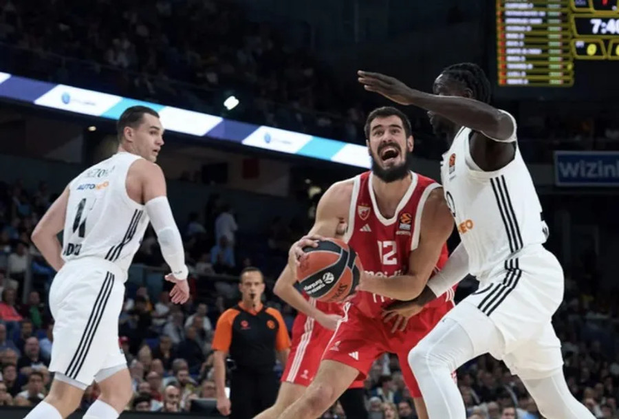 Κάλινιτς: "Για Αll-Star του ΝΒΑ ή MVP της Euroleague ο Πετρούσεβ"