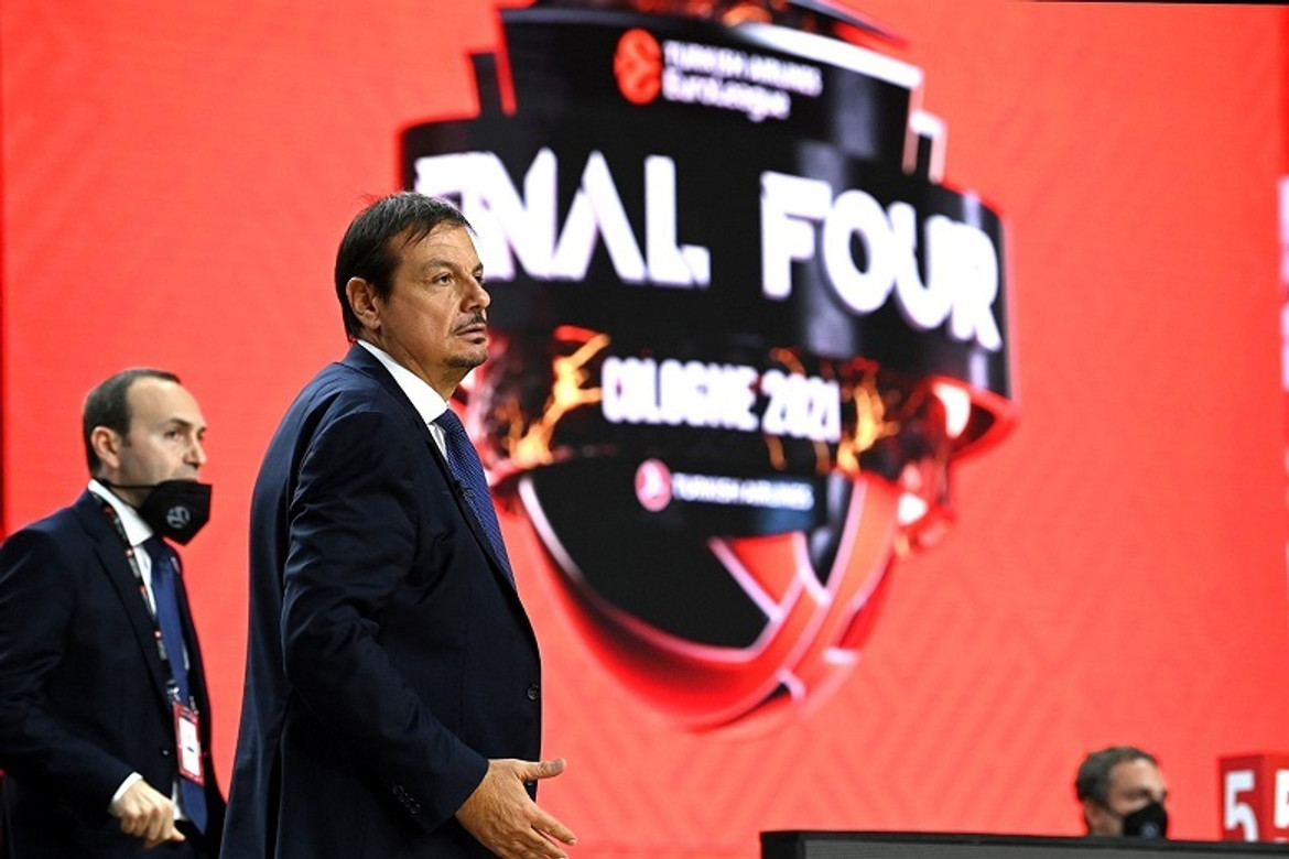 Ο Εργκίν Αταμάν προπονητής της χρονιάς στη EuroLeague (vid)