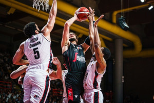 Ιταλία: Έκανε το 3-0 η Βίρτους με Ντερτόνα και πήγε τελικό