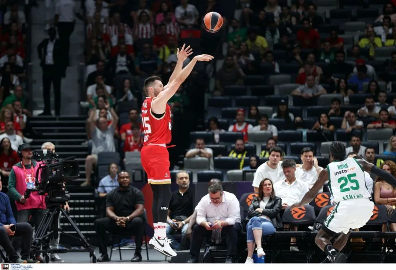 Τρίτος ο Ολυμπιακός, 97-93 τον Παναθηναϊκό στον μικρό τελικό