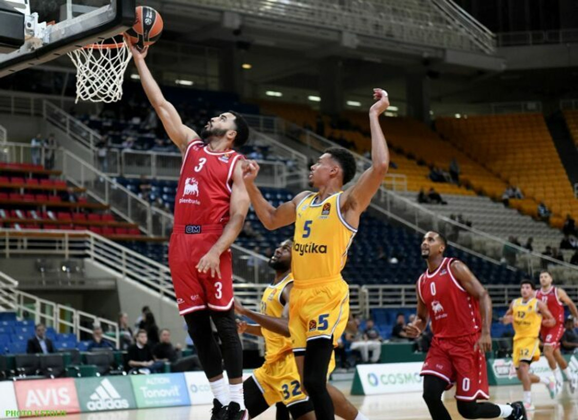 Με Μήτρου Λονγκ η Αρμάνι Μιλάνο 80-71 τη Μακάμπι Τελ Αβίβ