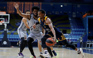 Στην παράταση η Χίμκι, 87-85 τη Βιλερμπάν (video)