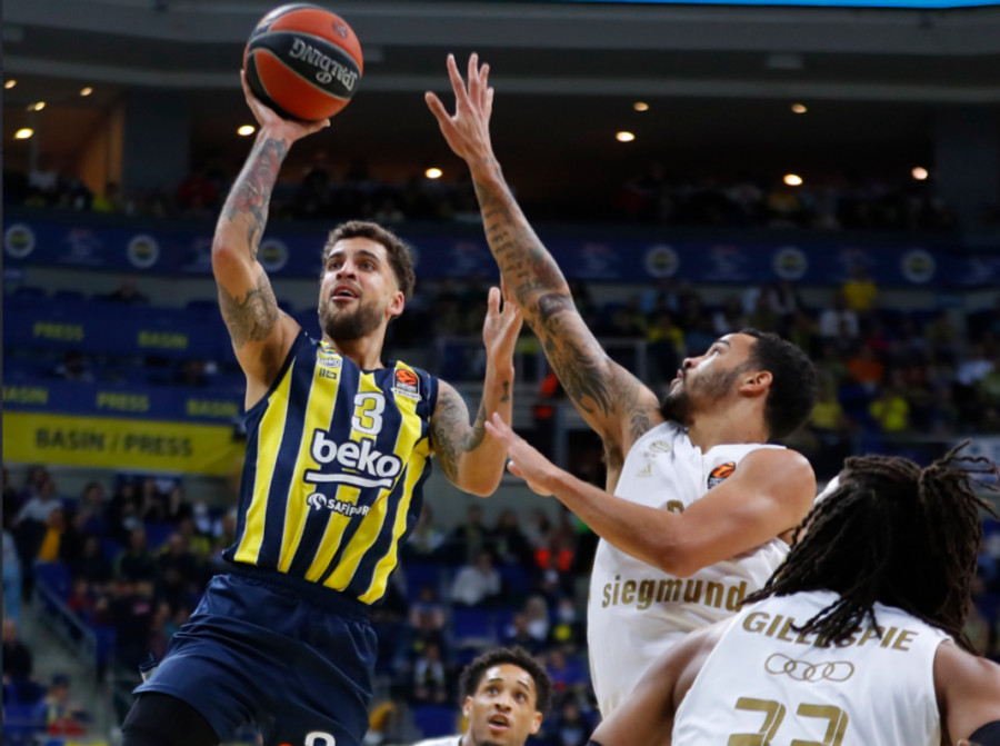 Παραλίγο αυτόχειρας η Φενέρμπαχτσε, 79-71 την Μπάγερν