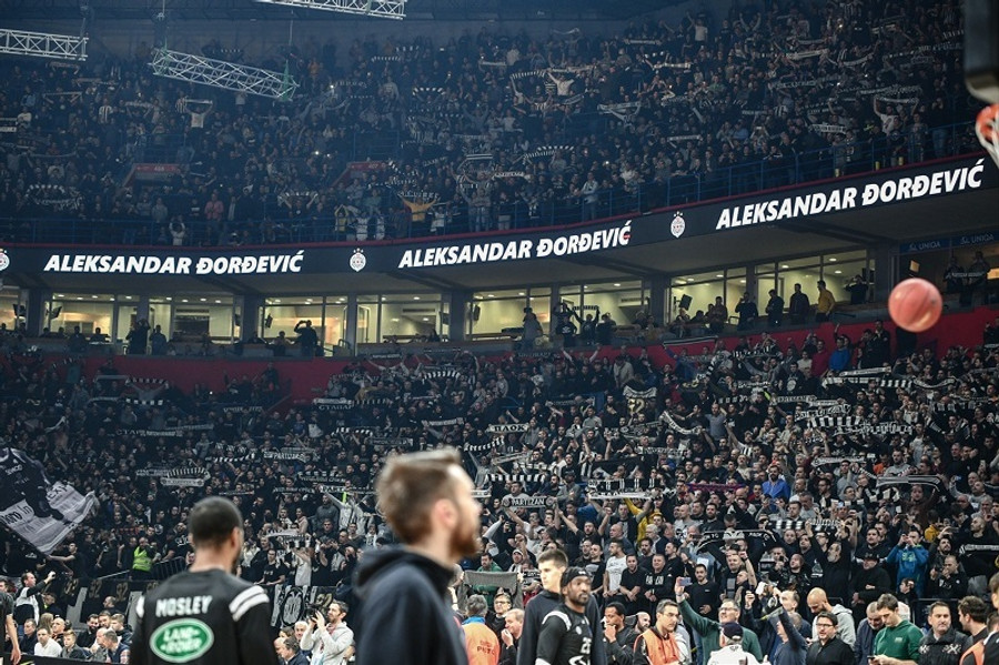 EuroCup: Με 16.000 κόσμο η Παρτιζάν &quot;έλιωσε&quot; 99-81 τη Βίρτους, νίκες για Όγκαστ-Όλντενμπουργκ!