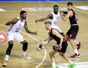 Με Βεζένκοφ ο Ολυμπιακός 88-65 τη Ζενίτ Αγίας Πετρούπολης (pics)