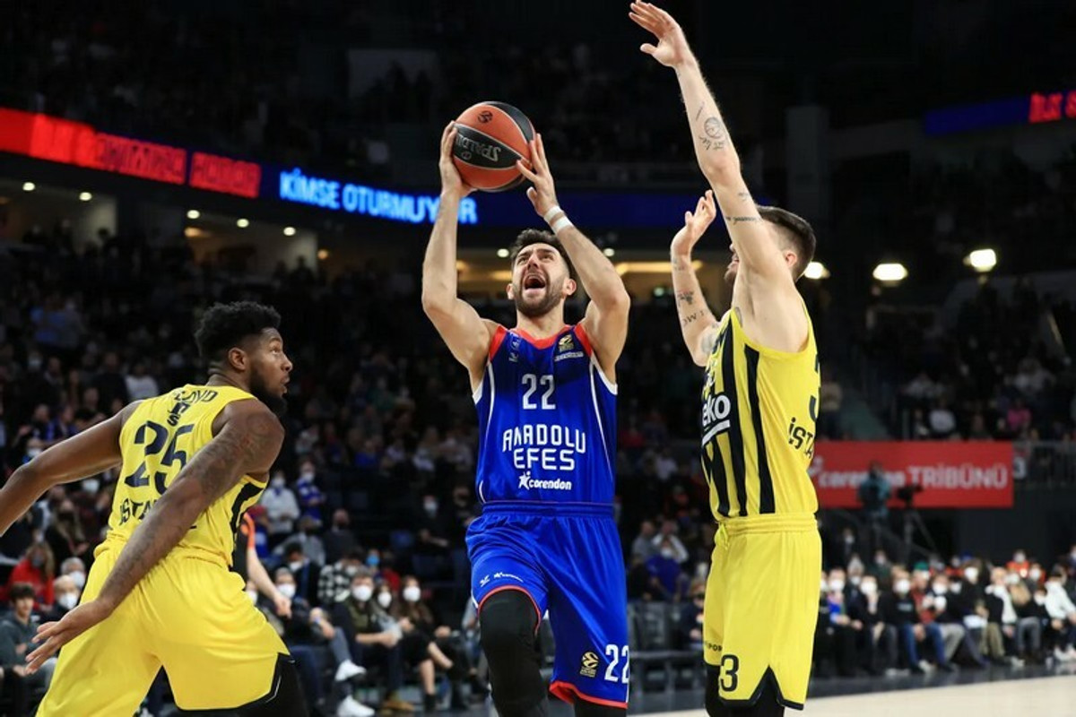 Εφές-Φενέρμπαχτσε 84-79: Το έκανε δύσκολο, αλλά το πήρε κι αυτό (vid)