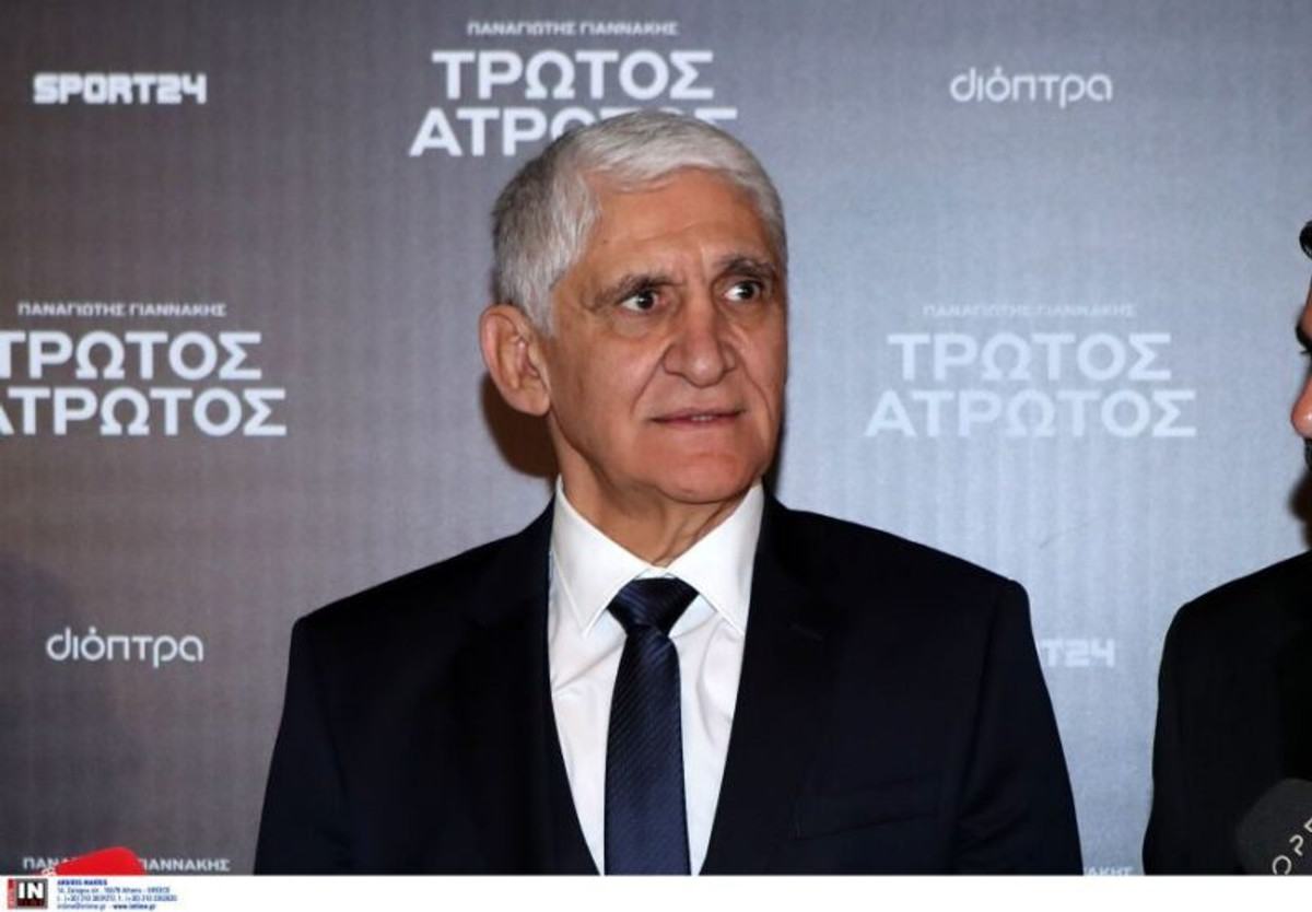 Παναγιώτης Γιαννάκης: Έγινε η παρουσίαση του βιβλίου του στο Μέγαρο Μουσικής (vids)