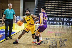 Κακή εμφάνιση και 2η ήττα της ΑΕΚ στους &quot;16&quot;, 79-68 από τη Χάποελ Χολόν