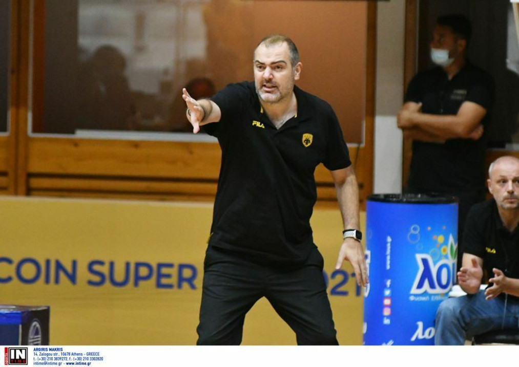 Στέφανος Δέδας: &quot;Είμαστε σε... αναμμένα κάρβουνα για την προετοιμασία της ομάδας&quot; (vid)