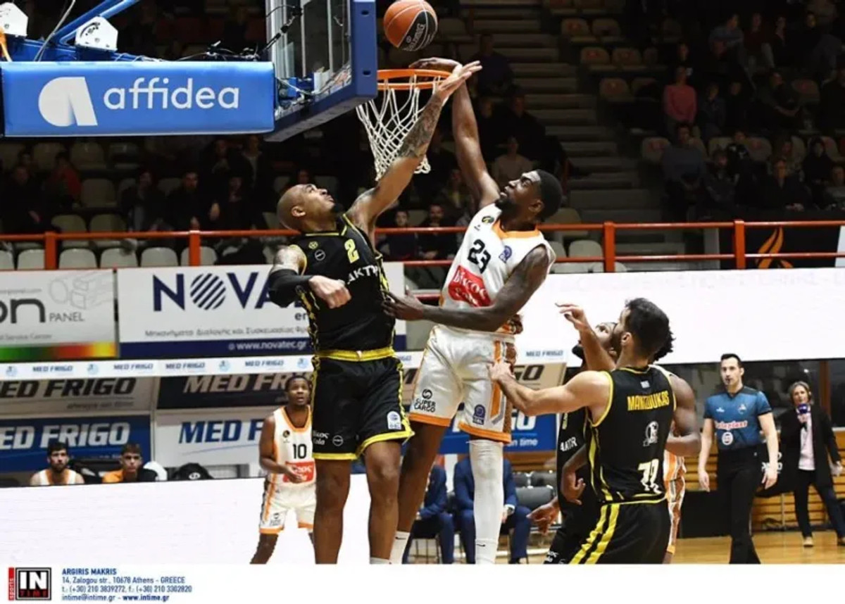Live: Προμηθέας Βίκος Cola-Μαρούσι 63-76 (τελικό)