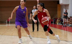 Σταμολάμπρου: &quot;Ανυπομονούμε να αγωνιστούμε στο ΣΕΦ, με τον κόσμο στο πλευρό μας&quot;