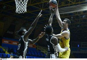 LIVE STREAMING: Απόλλωνας Πάτρας-Περιστέρι 63-74 (Τελικό)