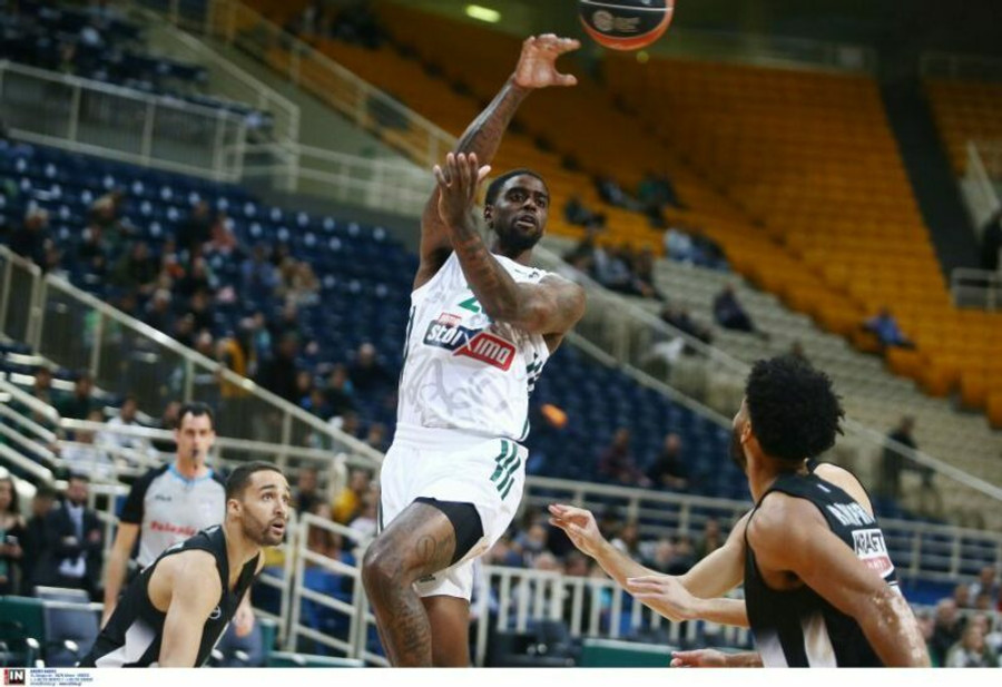 Παναθηναϊκός-ΠΑΟΚ: Ντεμπούτο στην Basket League με... τρίποντα για τον Μπέικον (video)