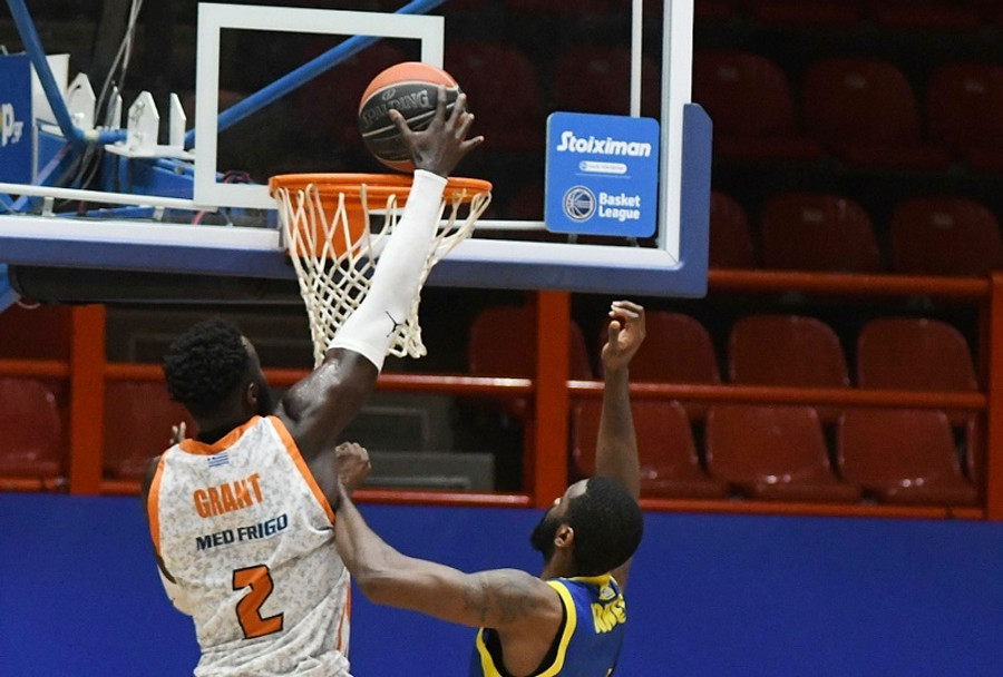 "Φωτιά" ο Προμηθέας Πάτρας "έκαψε" 86-58 το Περιστέρι (pics)