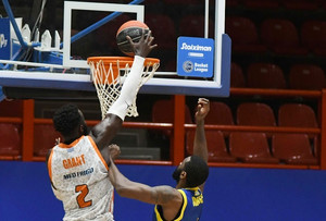 &quot;Φωτιά&quot; ο Προμηθέας Πάτρας &quot;έκαψε&quot; 86-58 το Περιστέρι (pics)