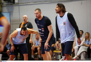 5ο &quot;Play 2 Win - Celebrity Basketball Game&quot;: Αγώνας στο Ζηρίνειο για τη στήριξη των Γυναικών (gallery)