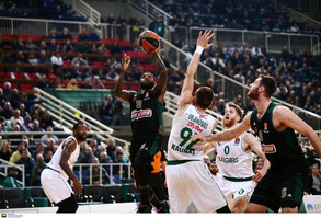 &quot;Ταύρος&quot; με Ράις ο Παναθηναϊκός λύγισε 96-94 τη Ζαλγκίρις (vids&amp;gallery)