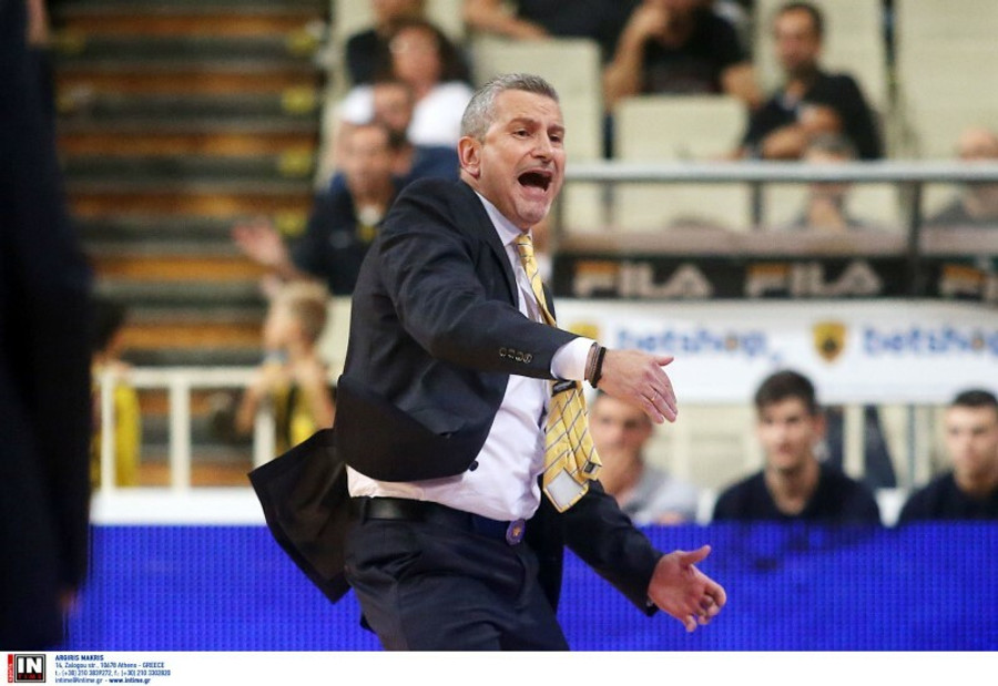 Ζούρος: ''Τέτοια παιχνίδια τα κερδίζει η αυταπάρνηση'' (vid)