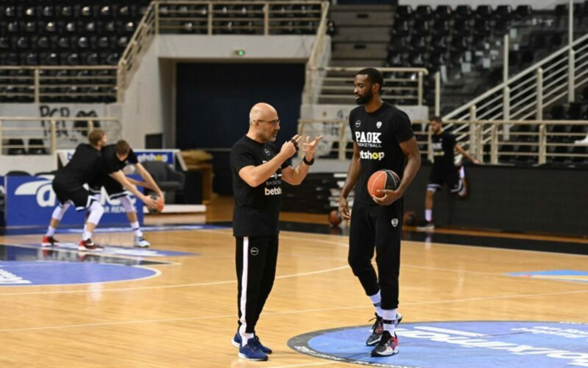 Λυκογιάννης ενόψει Ολυμπιακού: &quot;Έλεγχος ρυθμού, αμυντικά ριμπάουντ και λίγα λάθη&quot;
