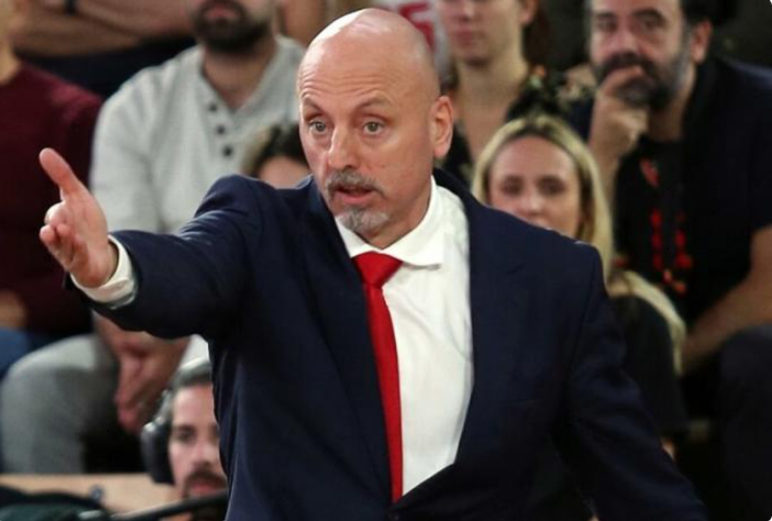 Σ. Ομπράντοβιτς: &quot;Στο τέλος παίξαμε σπουδαία άμυνα&quot;