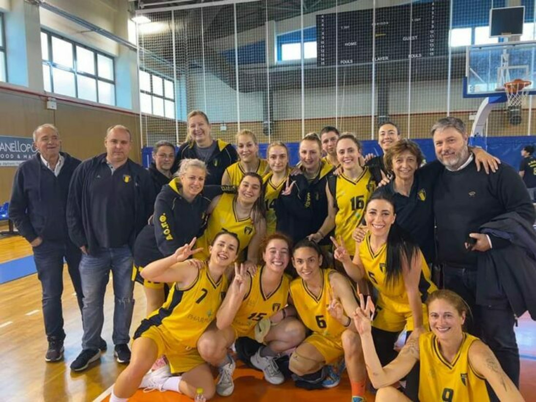 Παλαιό Φάληρο: Πενταπλή ανανέωση για τη γυναικεία ομάδα