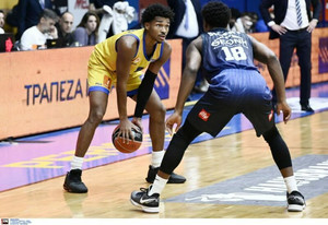 Περιστέρι-Καρδίτσα 77-48: Άνετη νίκη με άμυνα, Χαντς και Χουγκάζ (gallery)