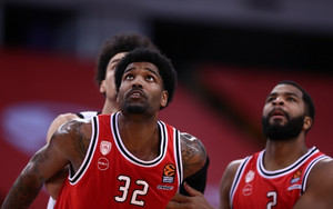 Το τέλειο pick and roll Σλούκα - Έλις και η τάπα του Ζαν-Σαρλ (vids)