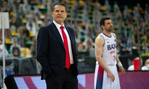Eπιστρέφει στον πάγκο της Βαλένθια ο Πέδρο Μαρτίνεθ