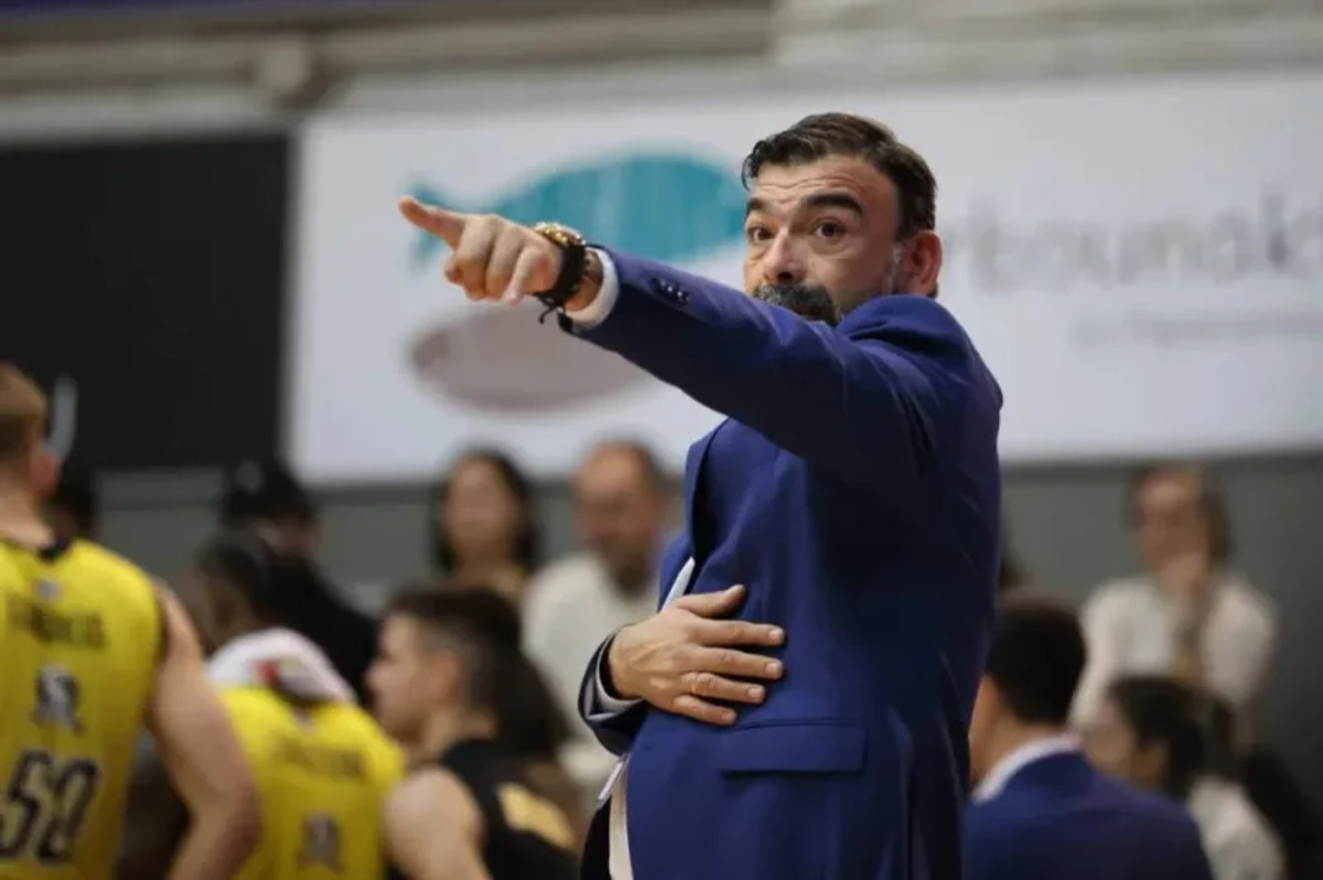 Μαρούσι: Δεν έγινε αποδεκτή η παραίτηση του Μόζερα!