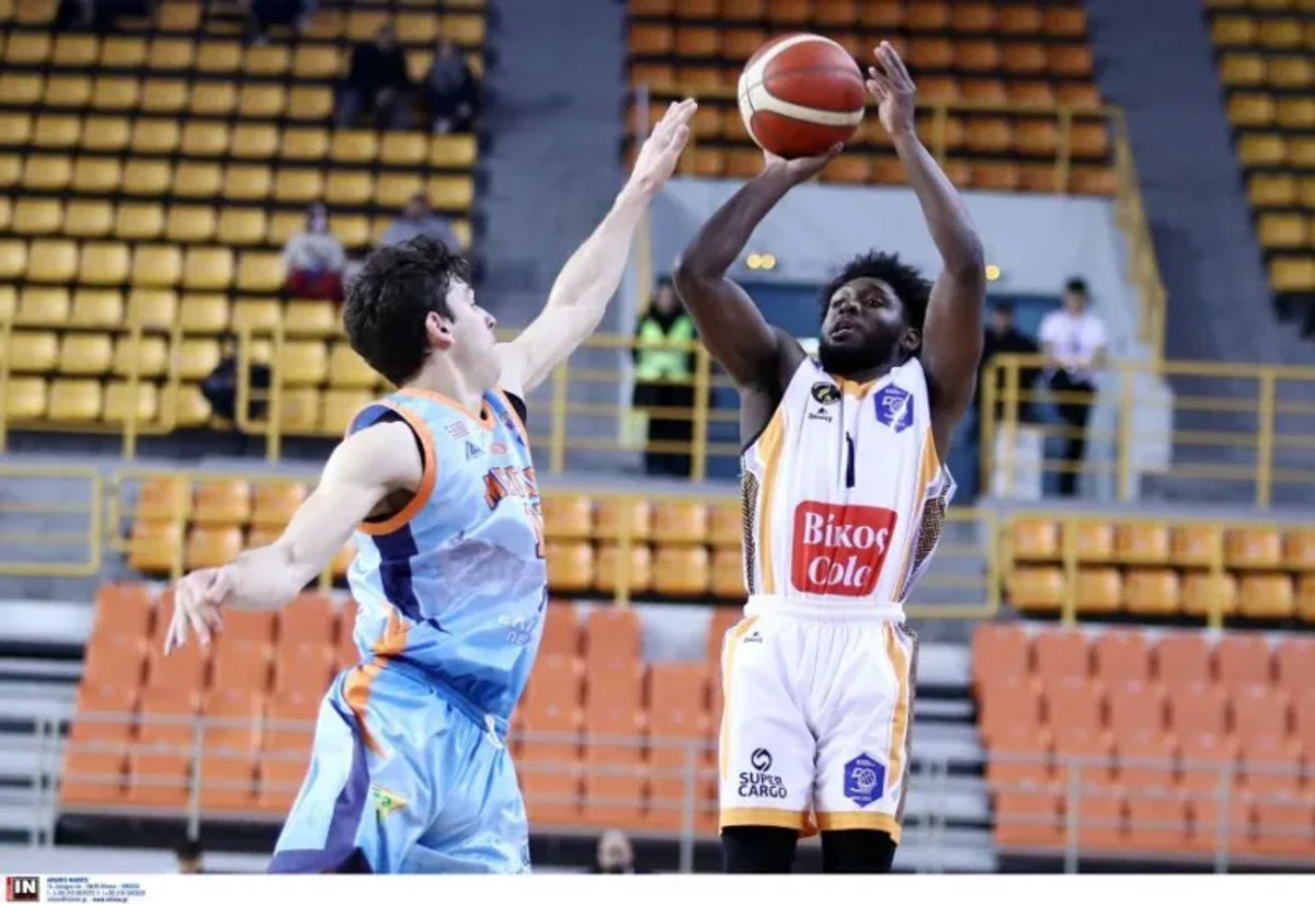 Στους &quot;4&quot; με 33π. του Γουόκερ ο Προμηθέας 86-77 τη Μεγαρίδα
