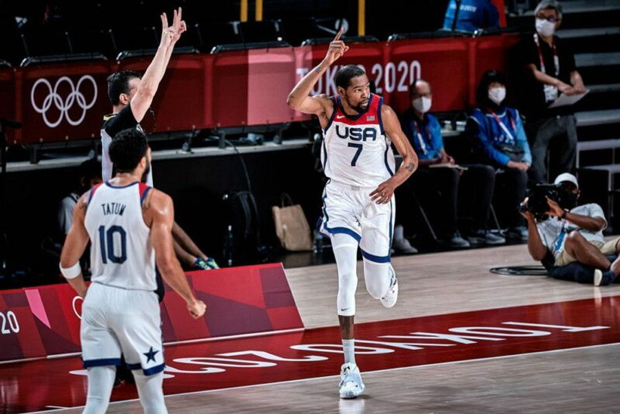 Τόκιο 2020: Τέταρτο σερί χρυσό για τις ΗΠΑ, 87-82 τη Γαλλία στον τελικό (pics&vids)