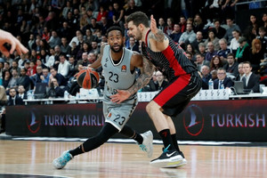 Ήττα και στο Astroballe για την Αρμάνι, στο δεύτερο μέρος η Μπάγερν! (pics &amp; vids)
